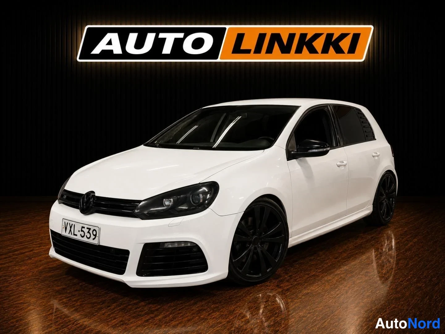 Volkswagen Golf R 270 hv 2010