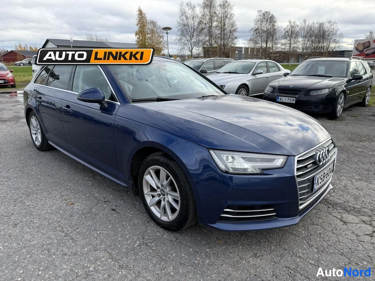 Sininen Audi A4 Avant 2016, etuviisto, keula oikealle, kuva 2