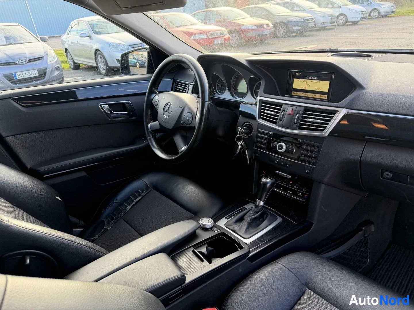 Musta Mercedes-Benz E 220 CDI 2010, kuva 9