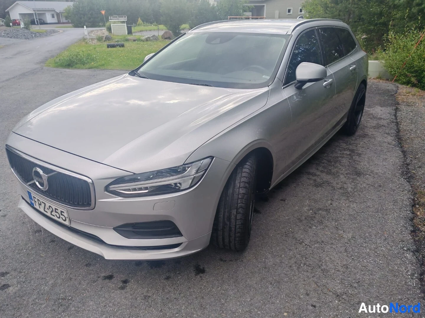 Volvo V90 D3 Momentum 150 hv 2020