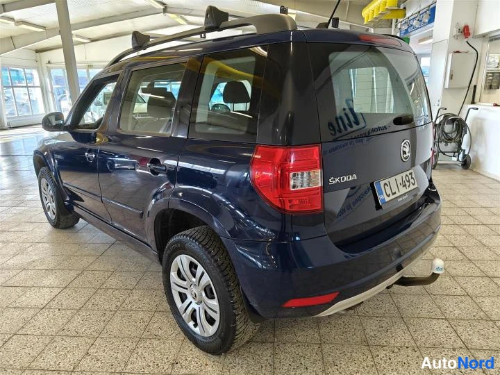 Sininen Skoda Yeti 2016, takaviisto, kuva 4