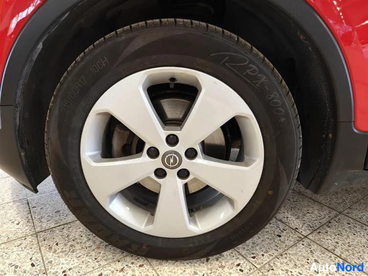 Punainen Opel Mokka X 2018, yksityiskohta, kuva 22