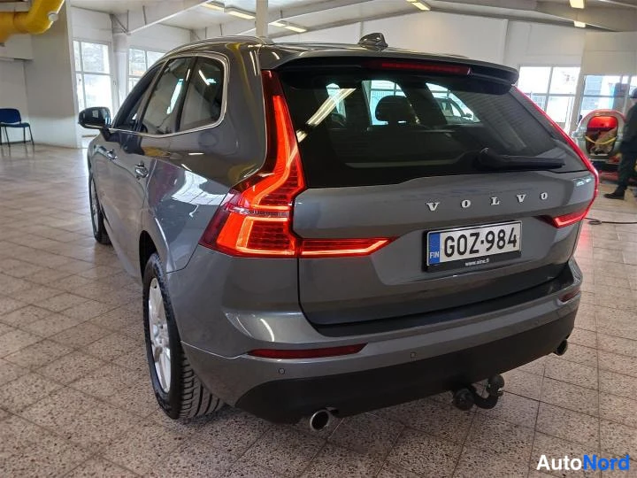 Harmaa Volvo XC60 2018, takaviisto, kuva 6