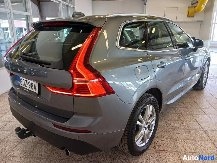 Harmaa Volvo XC60 2018, takaviisto, kuva 5