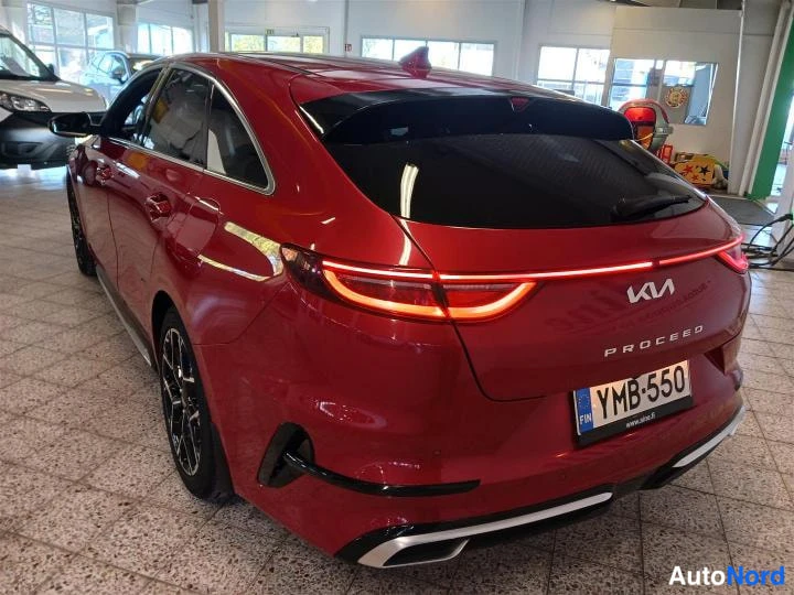 Punainen KIA ProCeed 2023, takaviisto, kuva 5