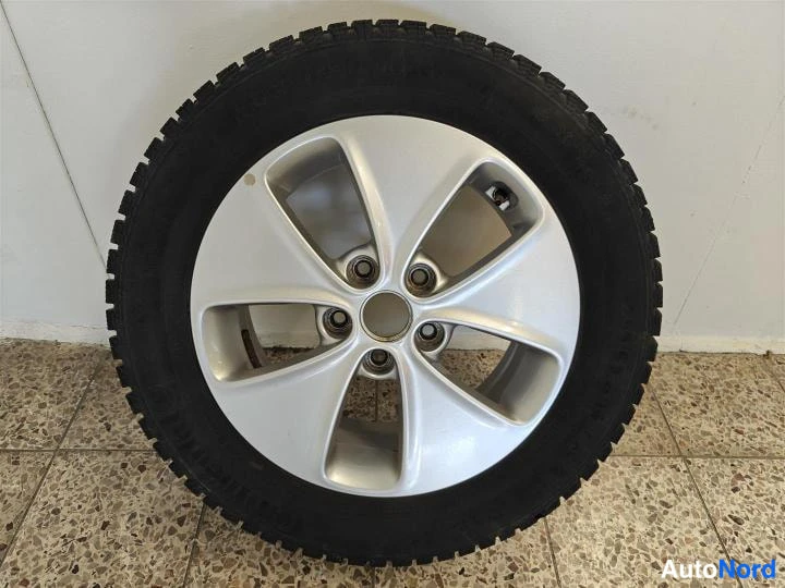 Valkoinen Kia SOUL 2015, yksityiskohta, kuva 21