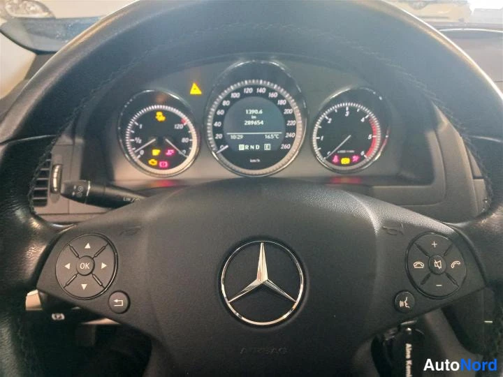 Harmaa Mercedes-Benz C 220 CDI 2011, yksityiskohta, kuva 12