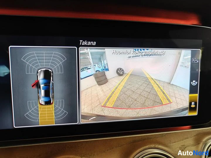 Musta Mercedes-Benz E 200 d 2011, yksityiskohta, kuva 18