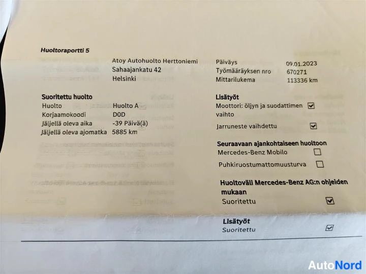 Musta Mercedes-Benz E 200 d 2011, asiakirja, kuva 31