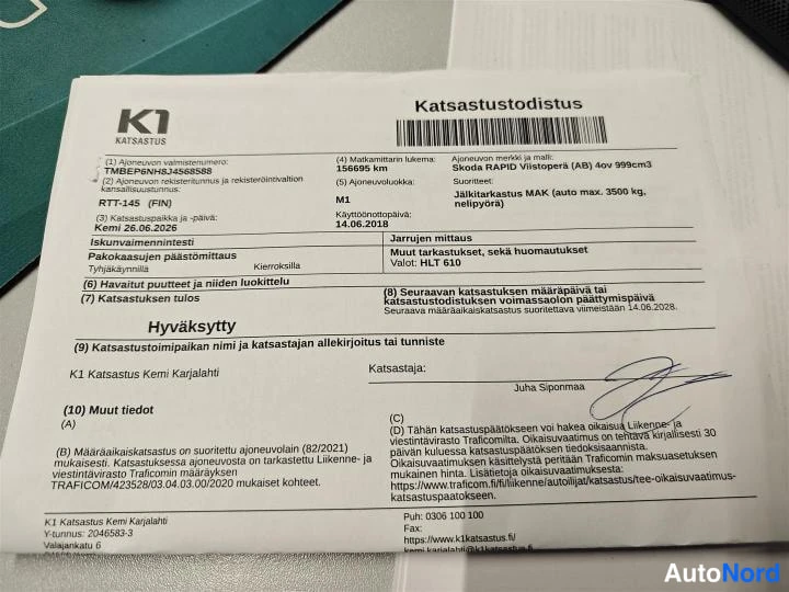 Sininen Skoda Rapid Spaceback 2018, yksityiskohta, kuva 28