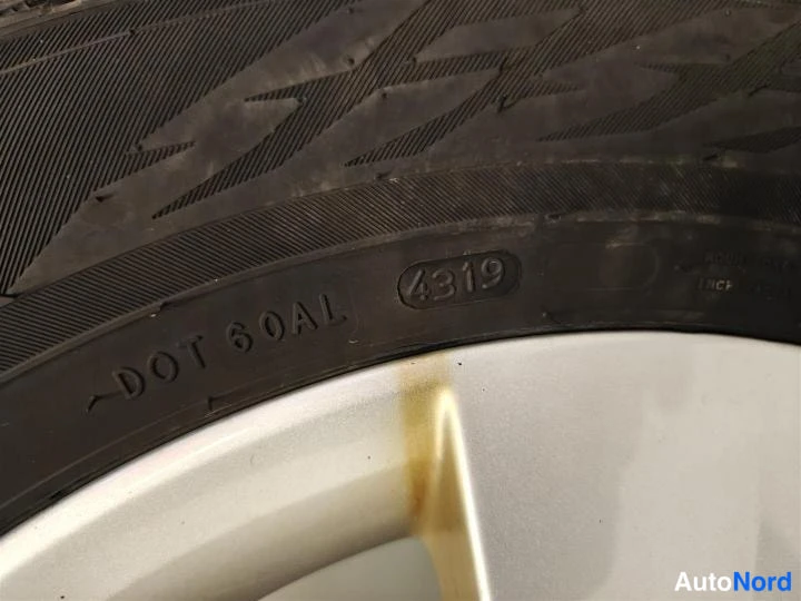 Musta Skoda Superb 2020, yksityiskohta, kuva 30