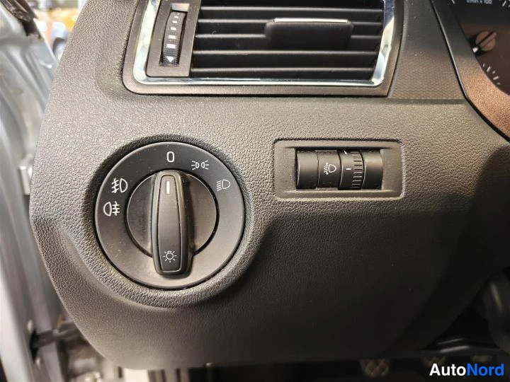 Hopea Skoda Rapid 2013, yksityiskohta, kuva 17