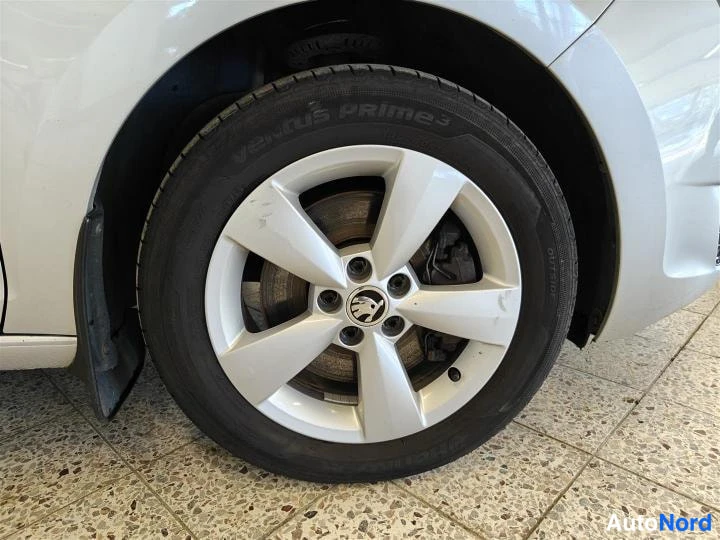 Hopea Skoda Rapid 2013, yksityiskohta, kuva 24