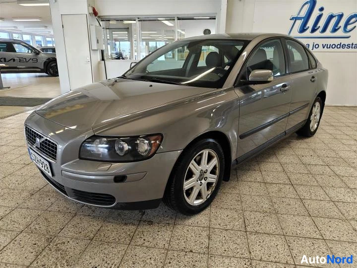 Volvo S40 2005