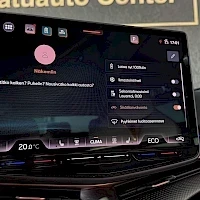 Sivulta: Infotainment-näytön ääniasetukset-valikko