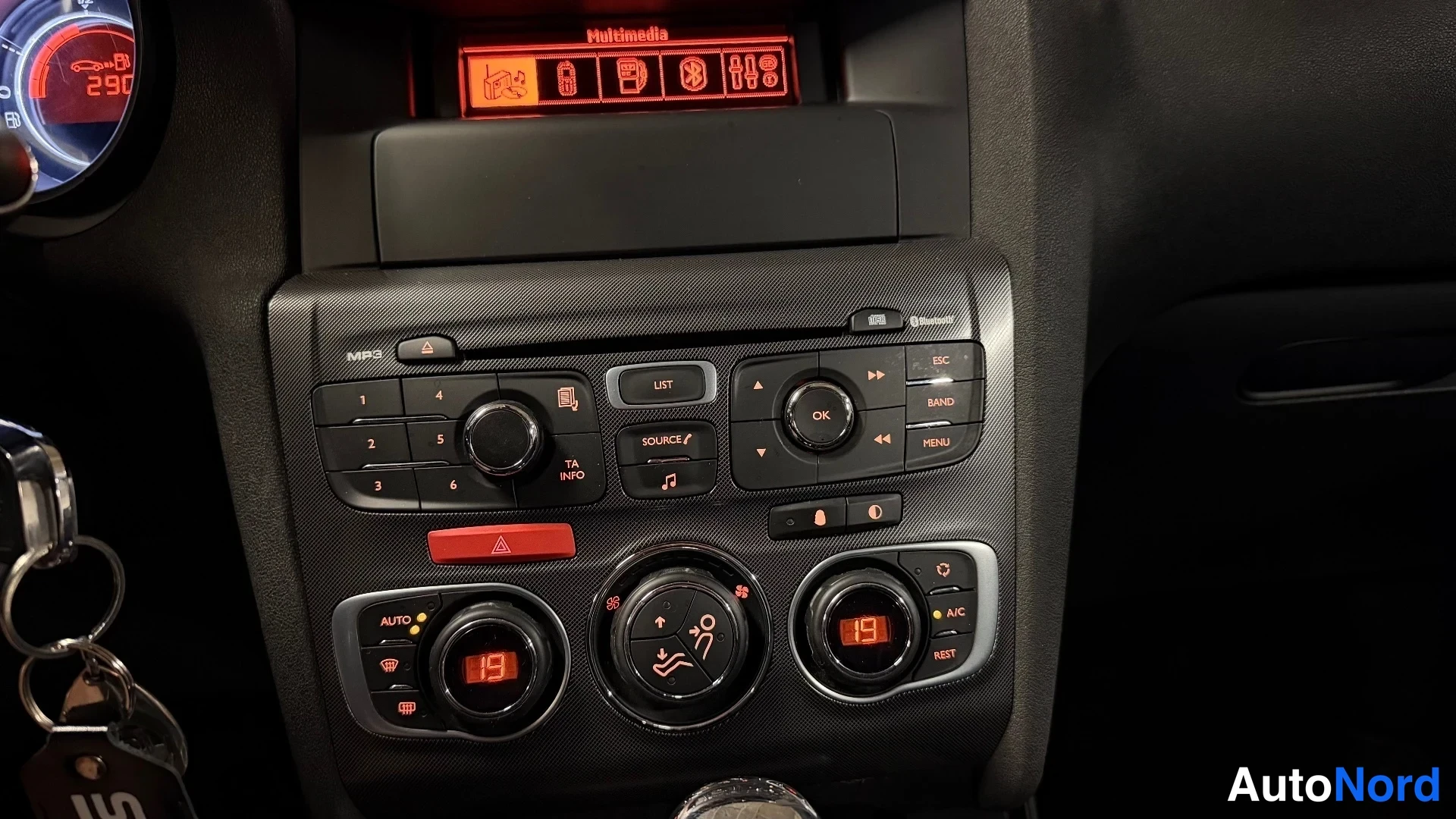 Harmaa Citroen C4 2012, etuviisto, kuva 6