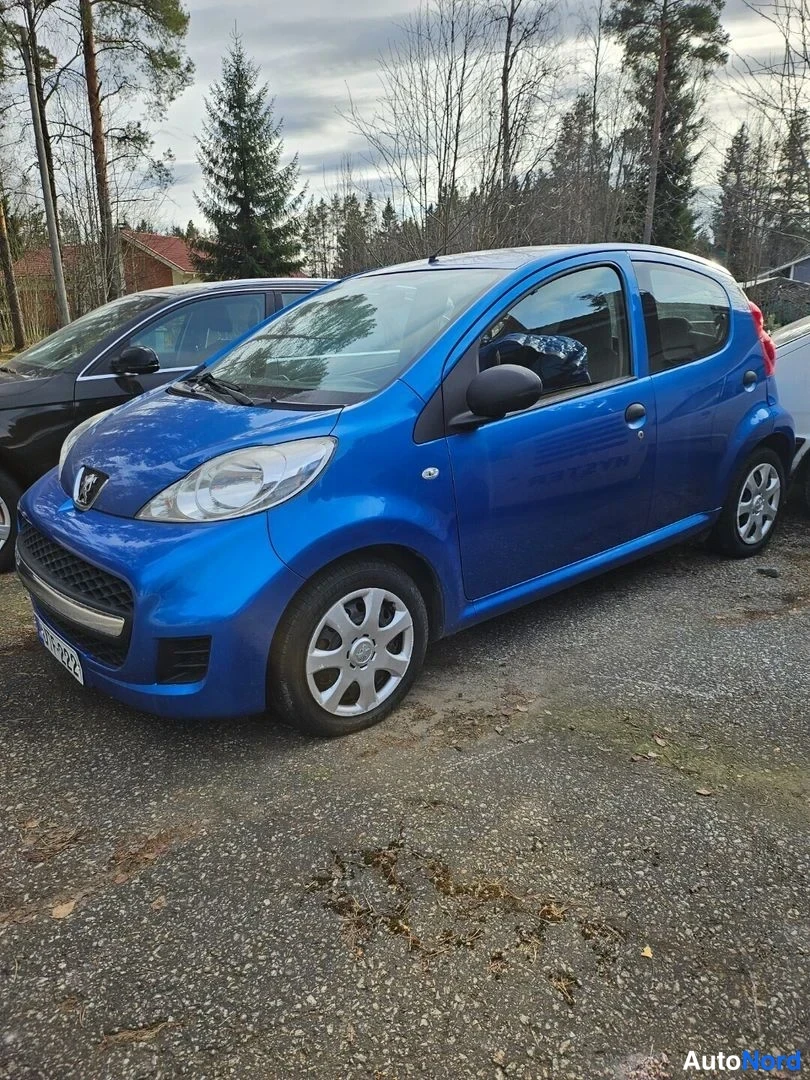 Peugeot 107 Access 1,0 2011