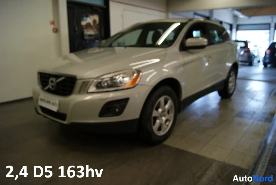 Volvo XC60 2,4D AWD Momentum 2009