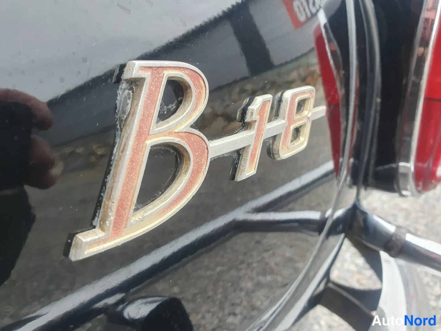 Musta Volvo 544 1962, yksityiskohta, kuva 8