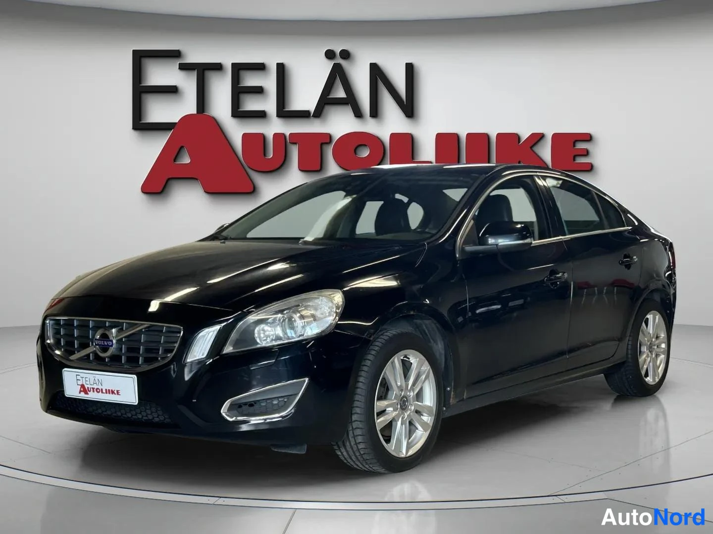Volvo S60 1,6D DRIVe Summum Business 2011