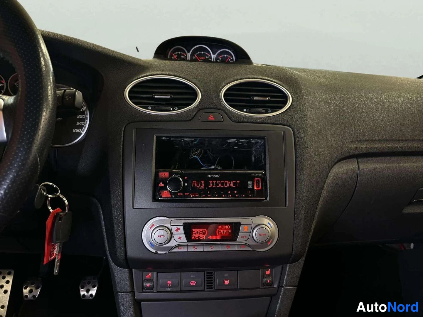 Oranssi Ford Focus 2007, kuva 14