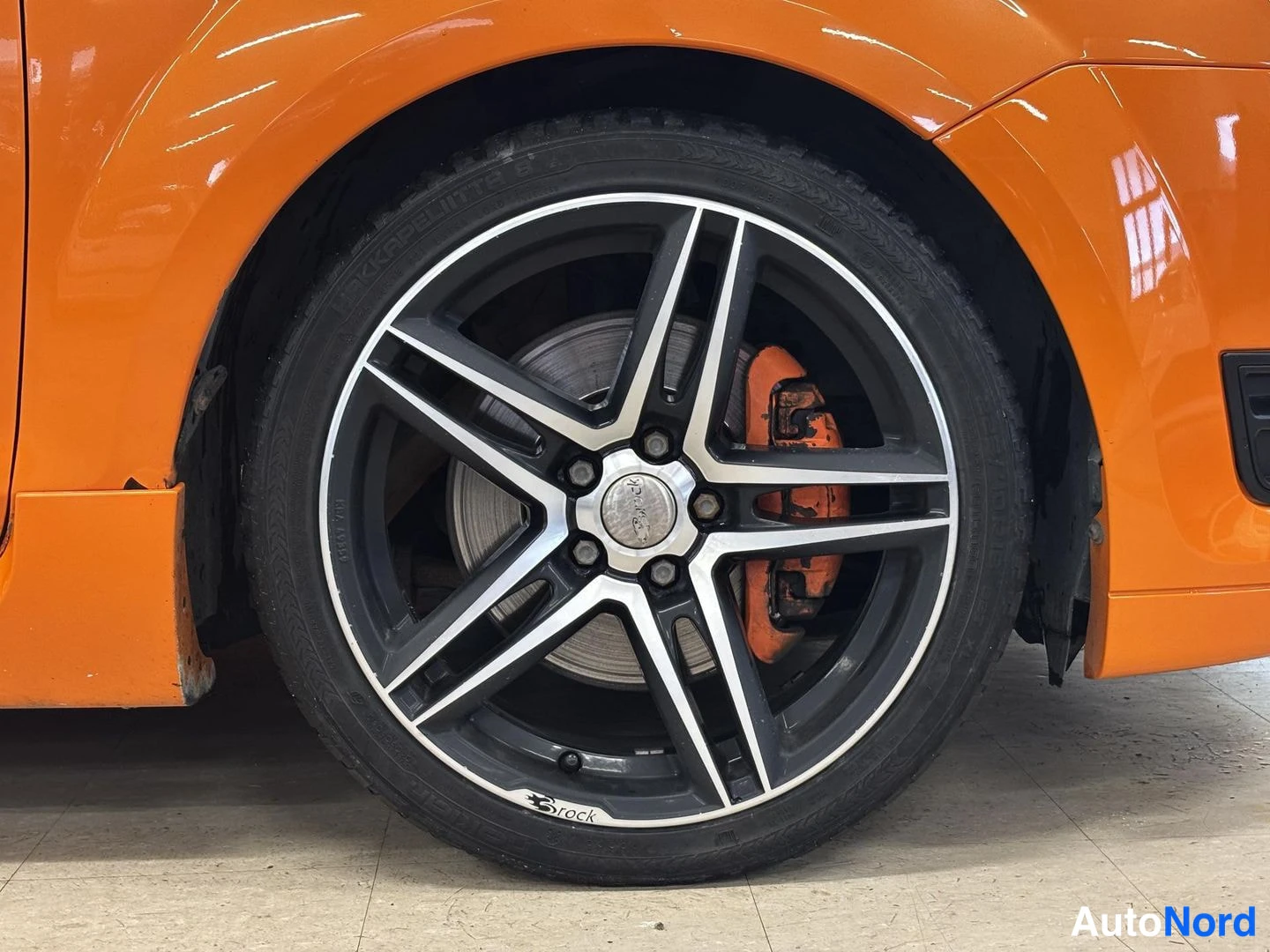 Oranssi Ford Focus 2007, kuva 19
