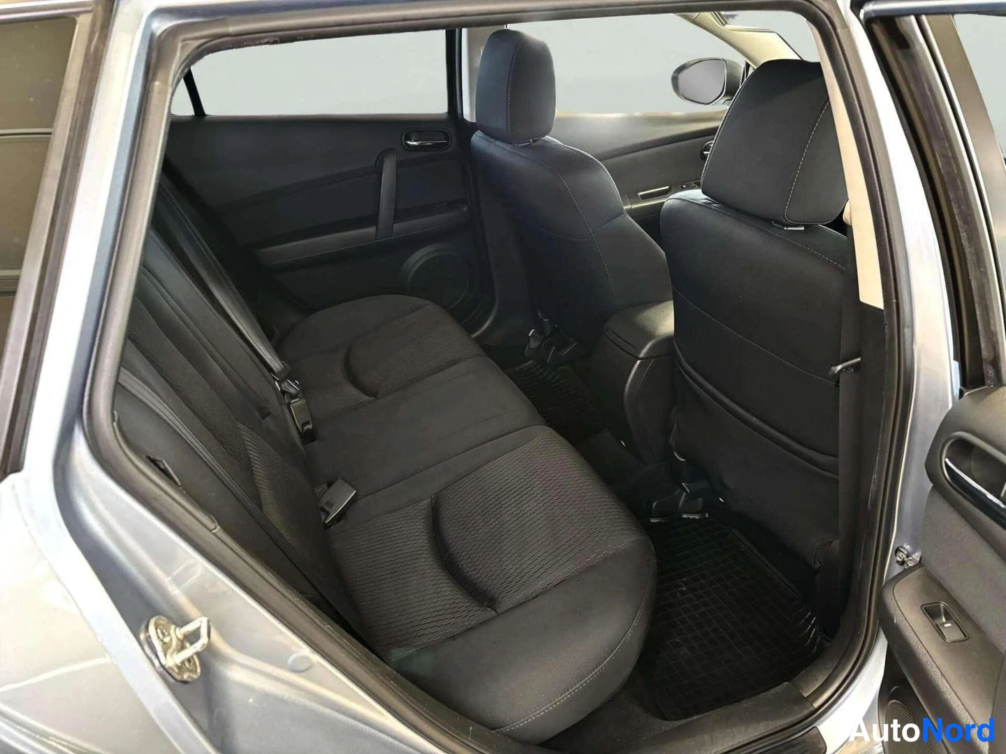 Sininen Mazda 6 2012, kuva 23