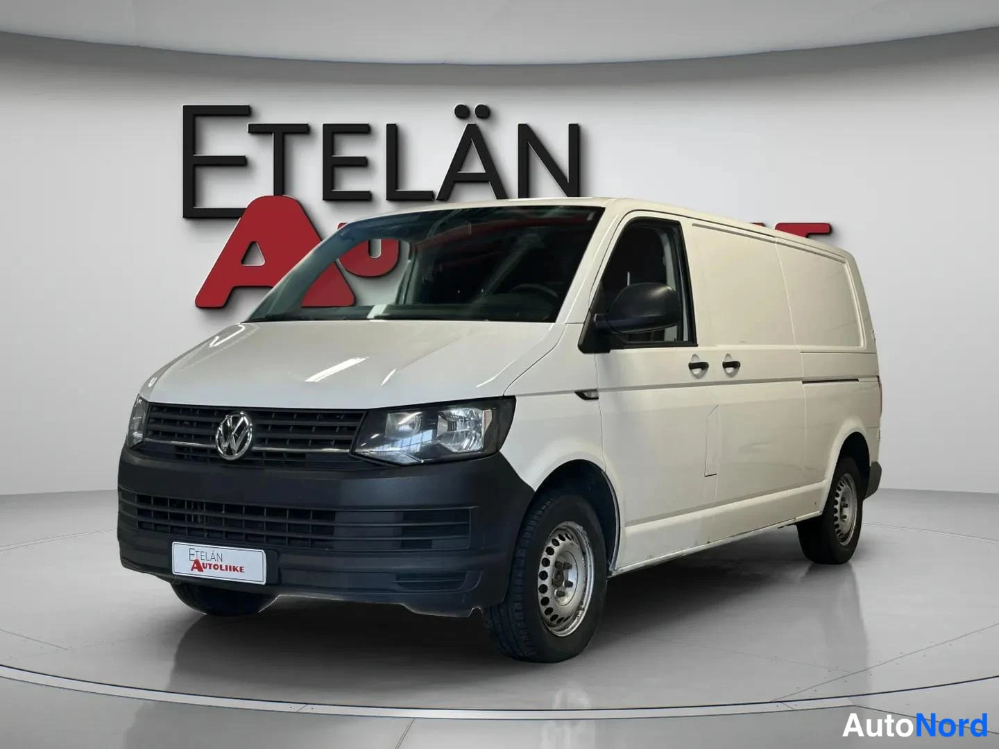 Volkswagen Transporter 2,0 TDI Pitkä Puolikorkea 2016