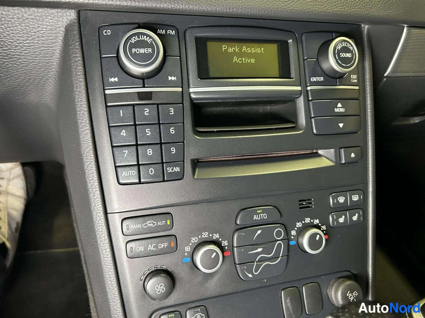 Grey Volvo XC90 2007, detail, photo 18