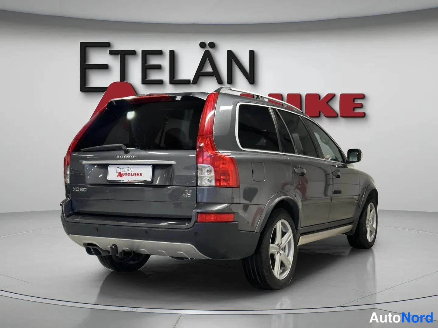 Grey Volvo XC90 2007, rear three-quarter, photo 14