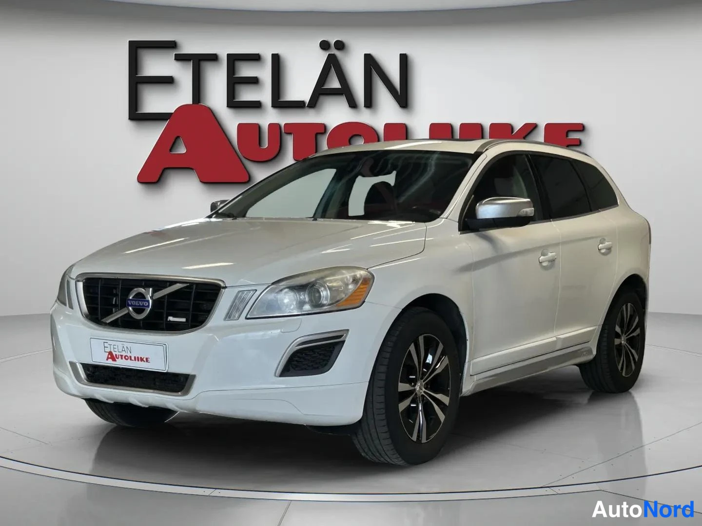 Volvo XC60, 2011