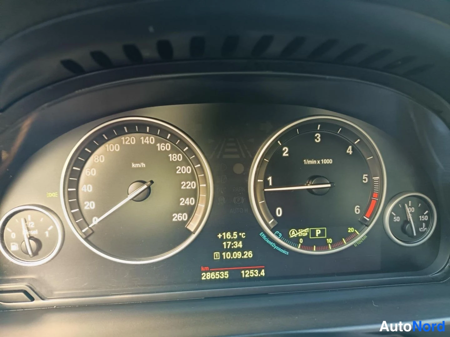 Harmaa BMW 520 2014, kuva 24