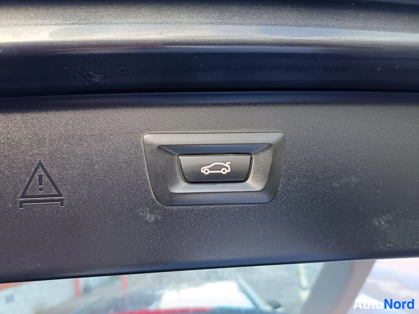 Harmaa BMW 520 2014, yksityiskohta, kuva 13