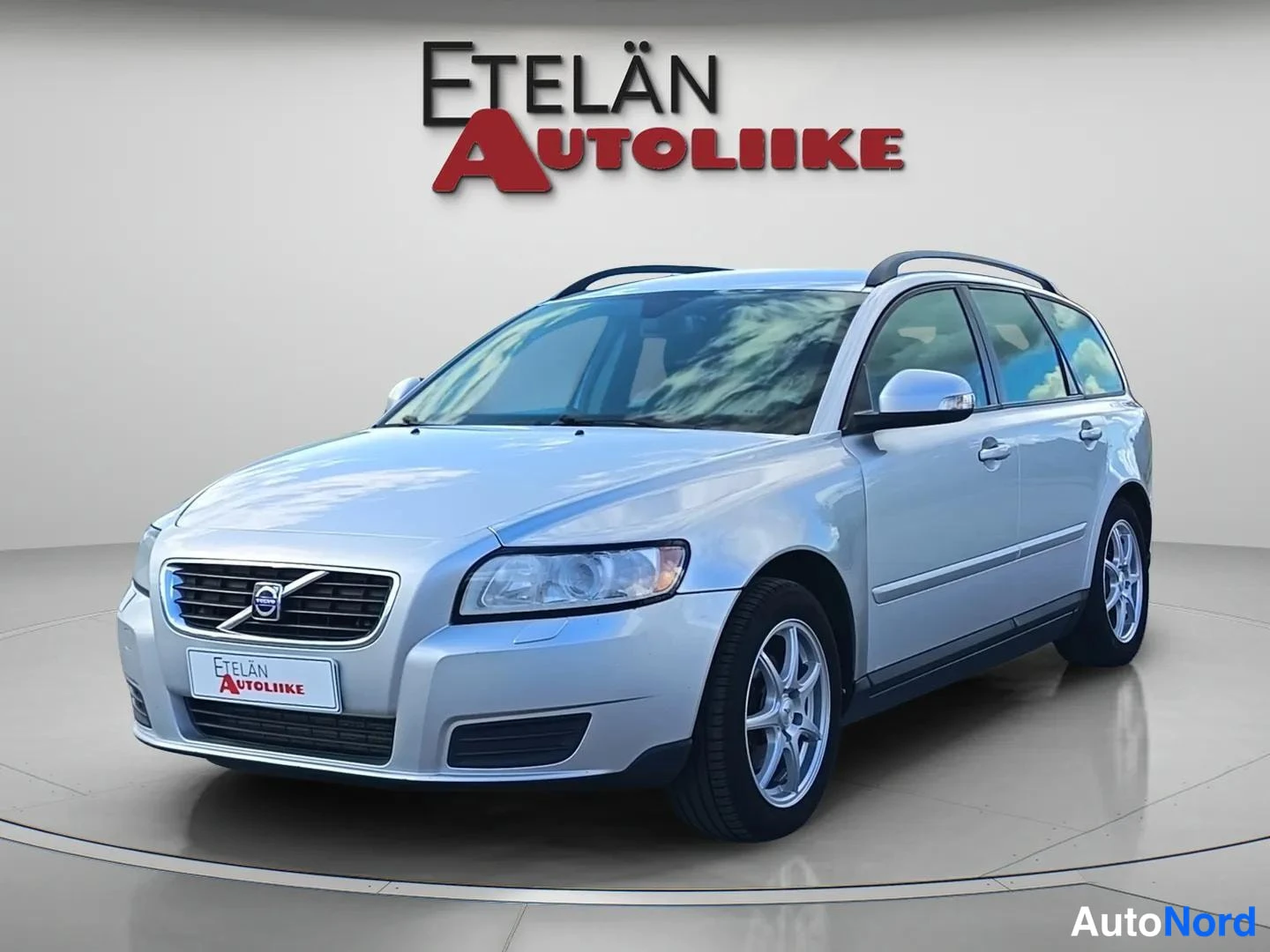 Volvo V50 2009
