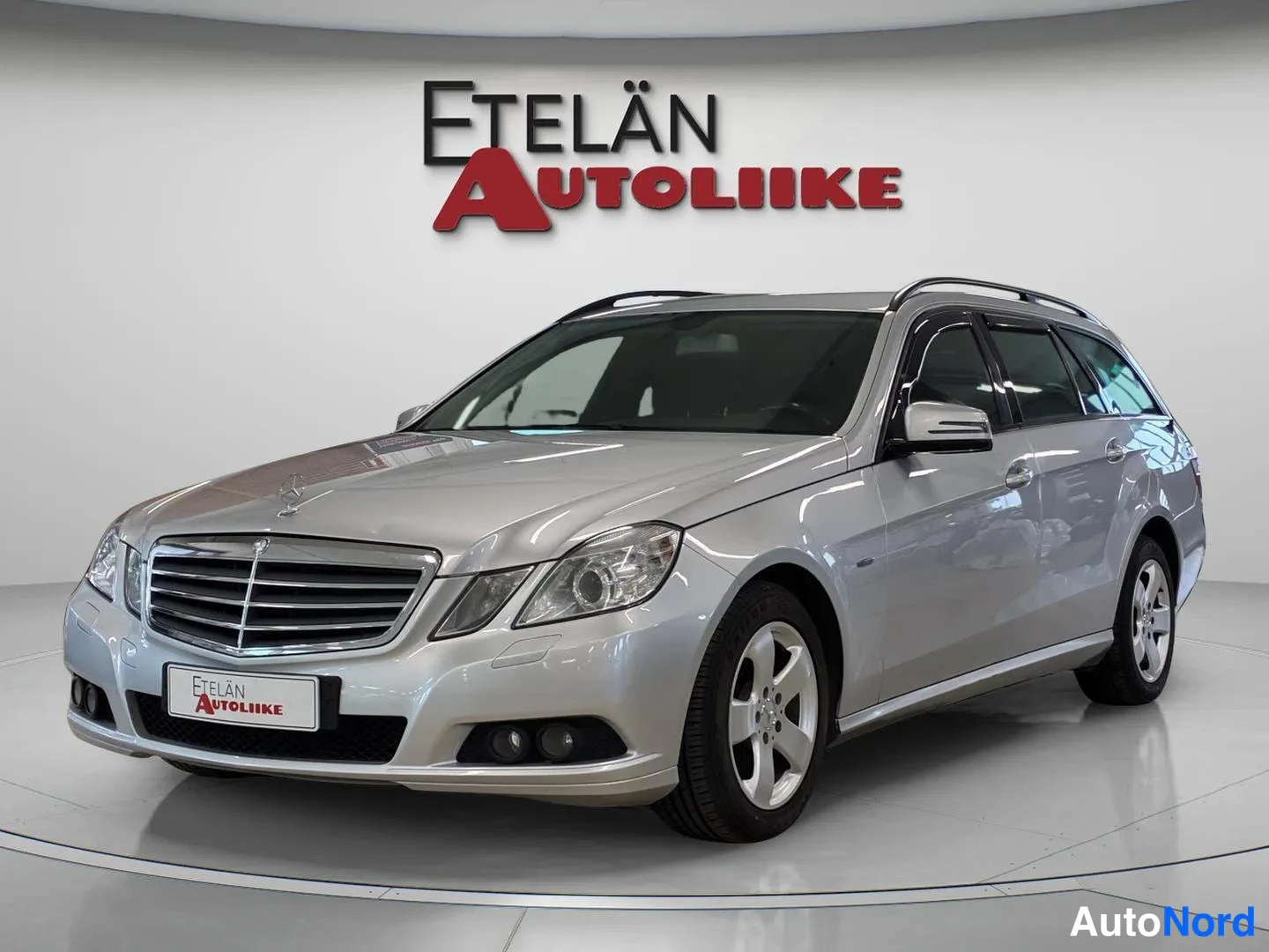 Mercedes-Benz E 2011