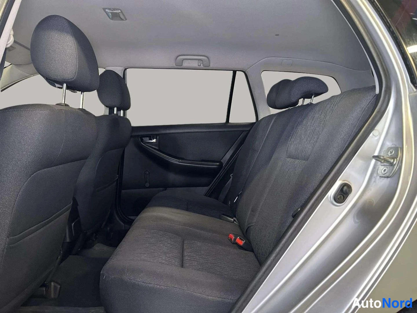 Hopea Toyota Corolla 2003, kuva 16
