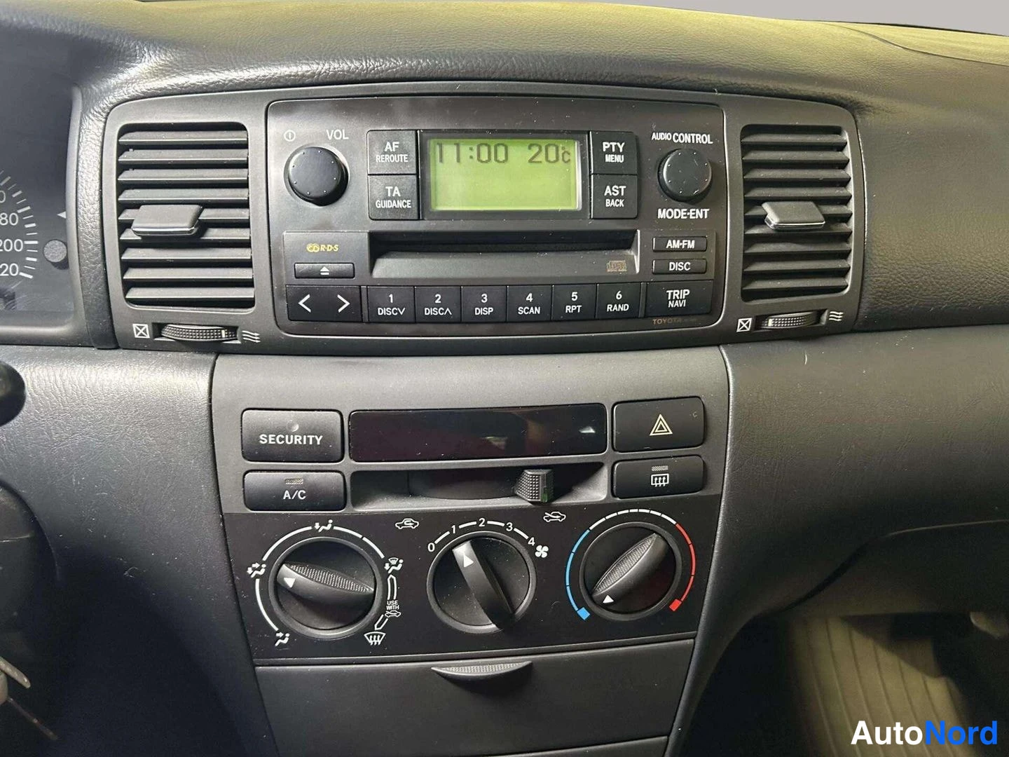 Hopea Toyota Corolla 2003, kuva 20