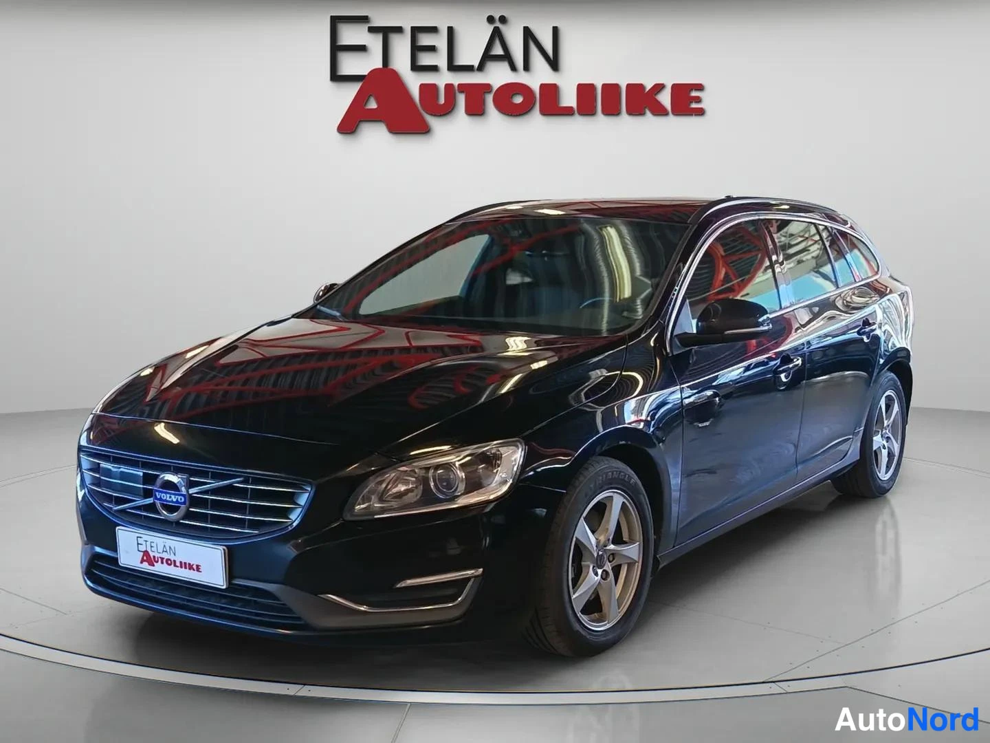 Volvo V60 2014