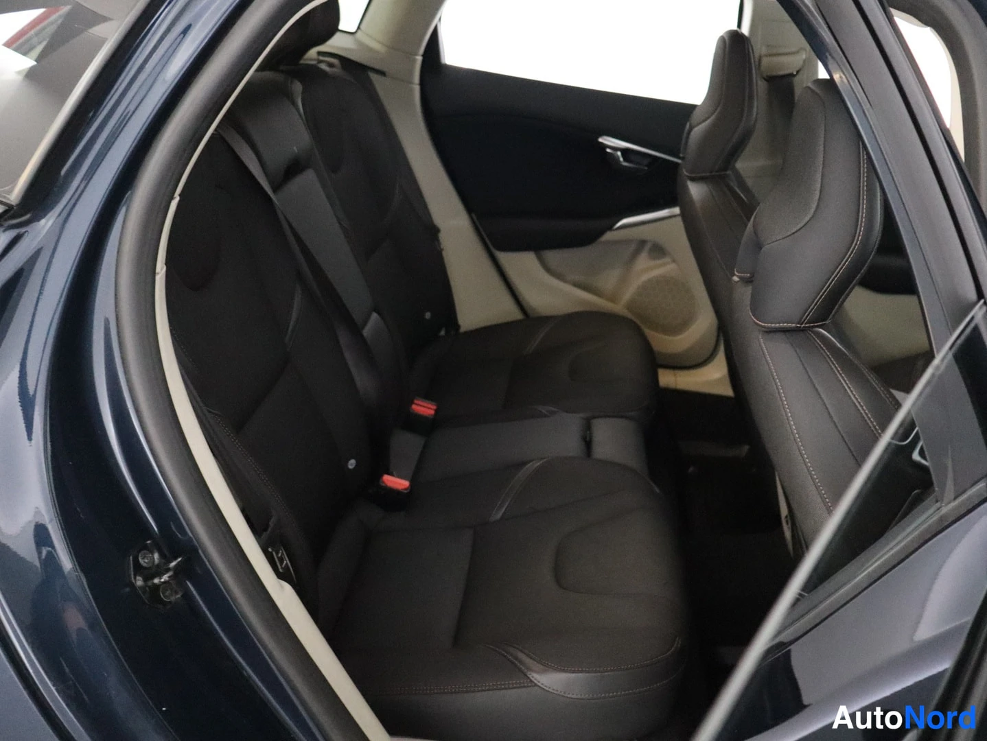 Volvo V40 Cross Country 2013, ulkokuva 13 – Lappeenranta