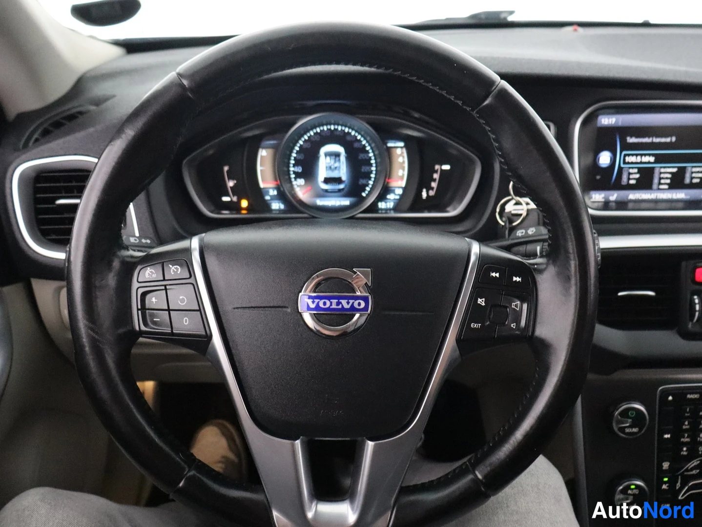 Volvo V40 Cross Country 2013, ulkokuva 23 – Lappeenranta