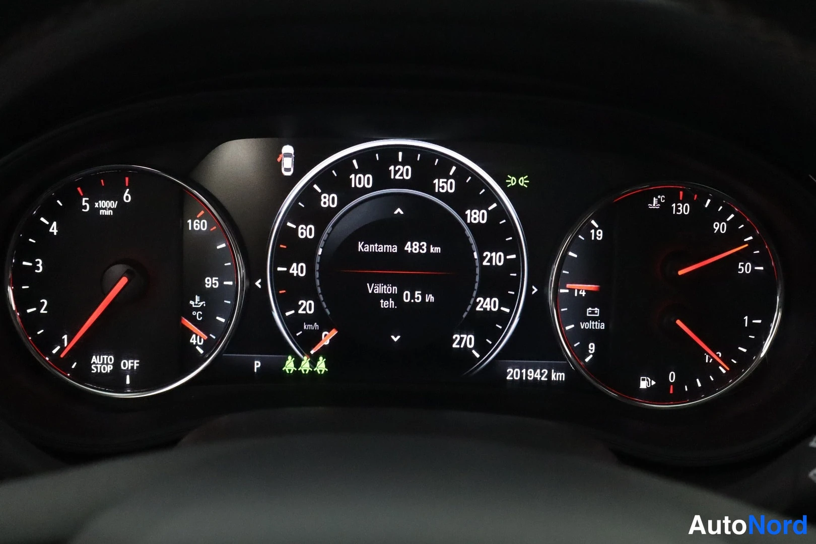 Harmaa Opel Insignia 2018, kuva 13