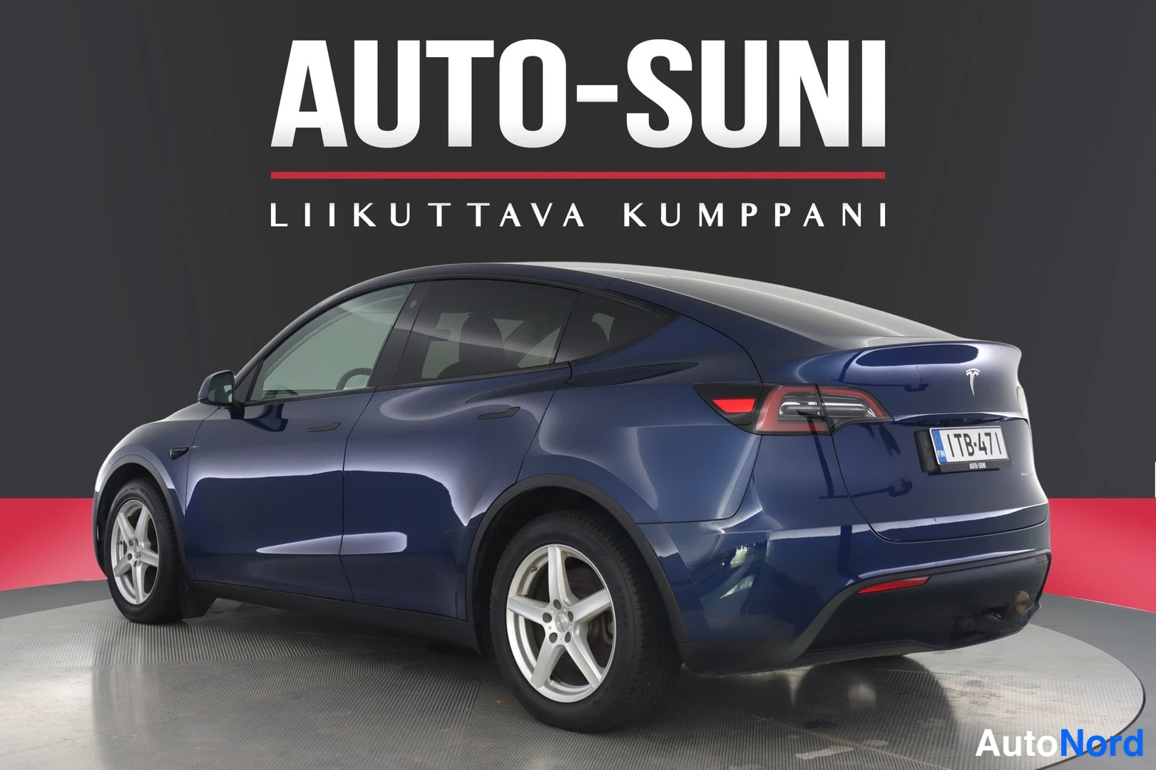 Sininen Tesla Model Y 2023, ulkokuva 4 – Lappeenranta