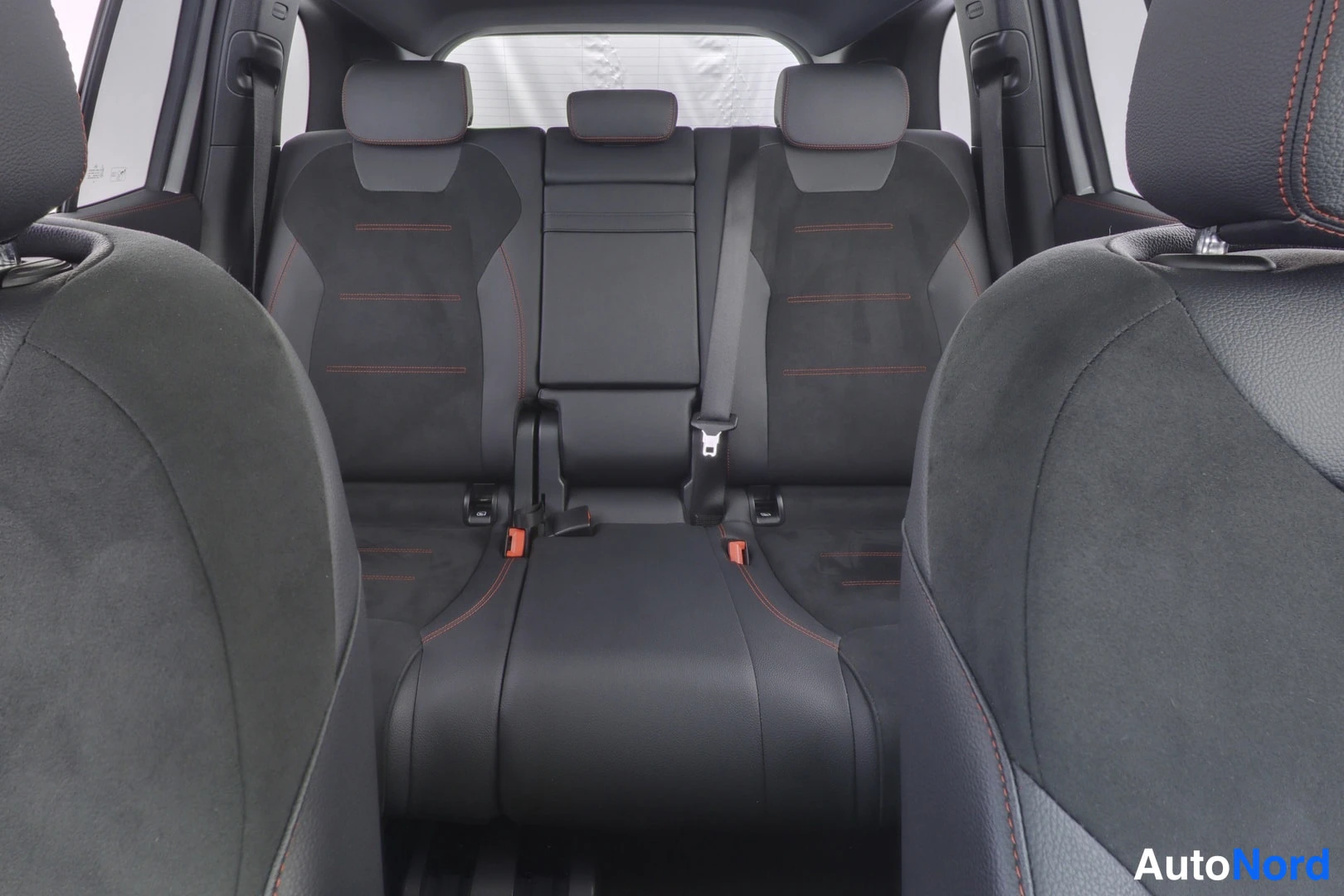 Harmaa Mercedes-Benz EQB 2025, ulkokuva 8 – Lappeenranta