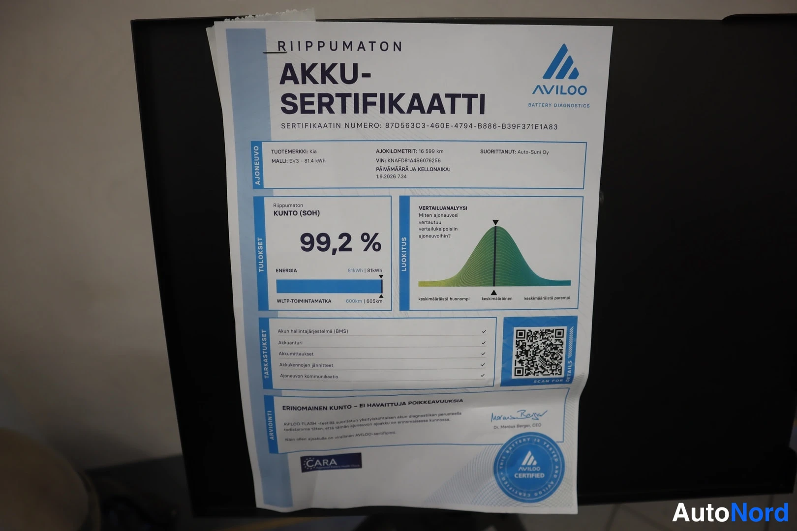 Asiakirja: Aviloo-akkusertifikaatti, jossa akun kunto 99,2 prosenttia Kia EV3 -autolle