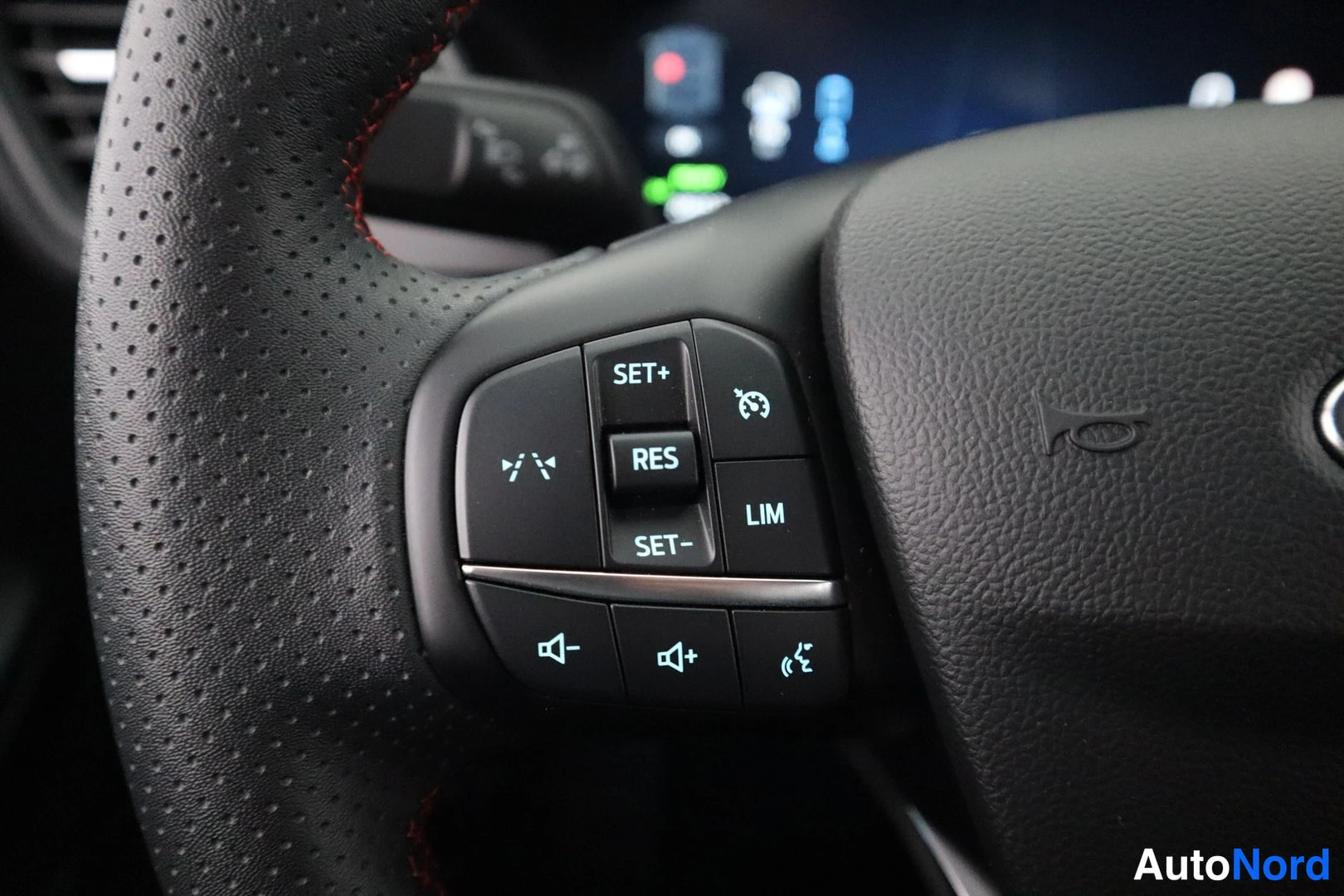 Vihreä Ford Kuga 2025, ulkokuva 12 – Lappeenranta