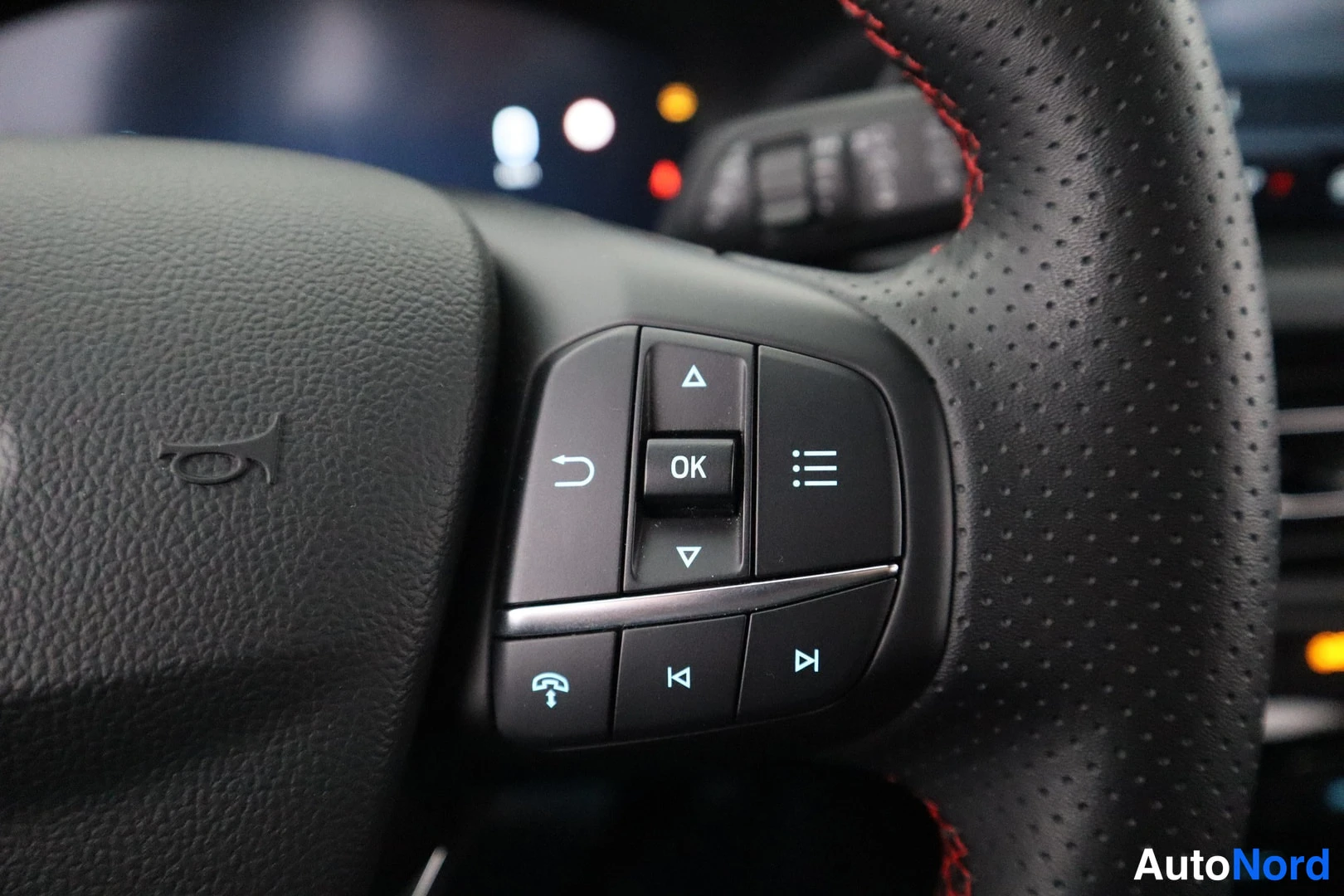 Vihreä Ford Kuga 2025, ulkokuva 13 – Lappeenranta