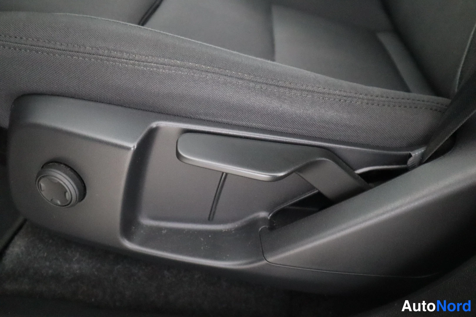 Volvo XC40 2023, ulkokuva 10 – Lappeenranta