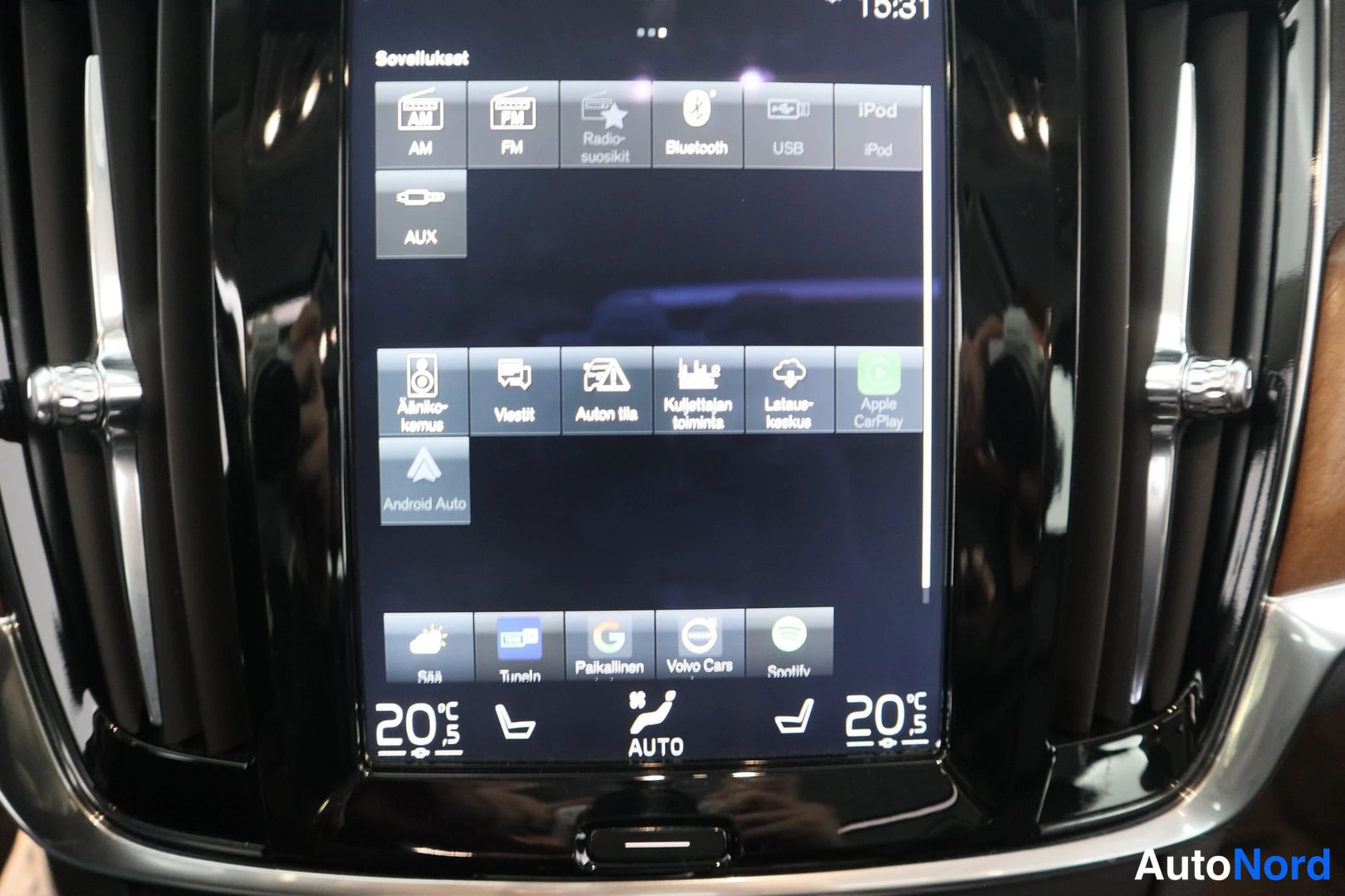 Volvo V90 2017, ulkokuva 21 – Lappeenranta