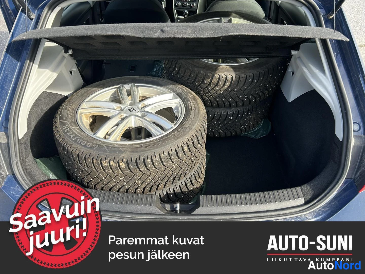 Muu: Auto-Suni: Seat Leon 2017 – se malli, jota kaikki etsivät: harmaa Seat Leon 2017