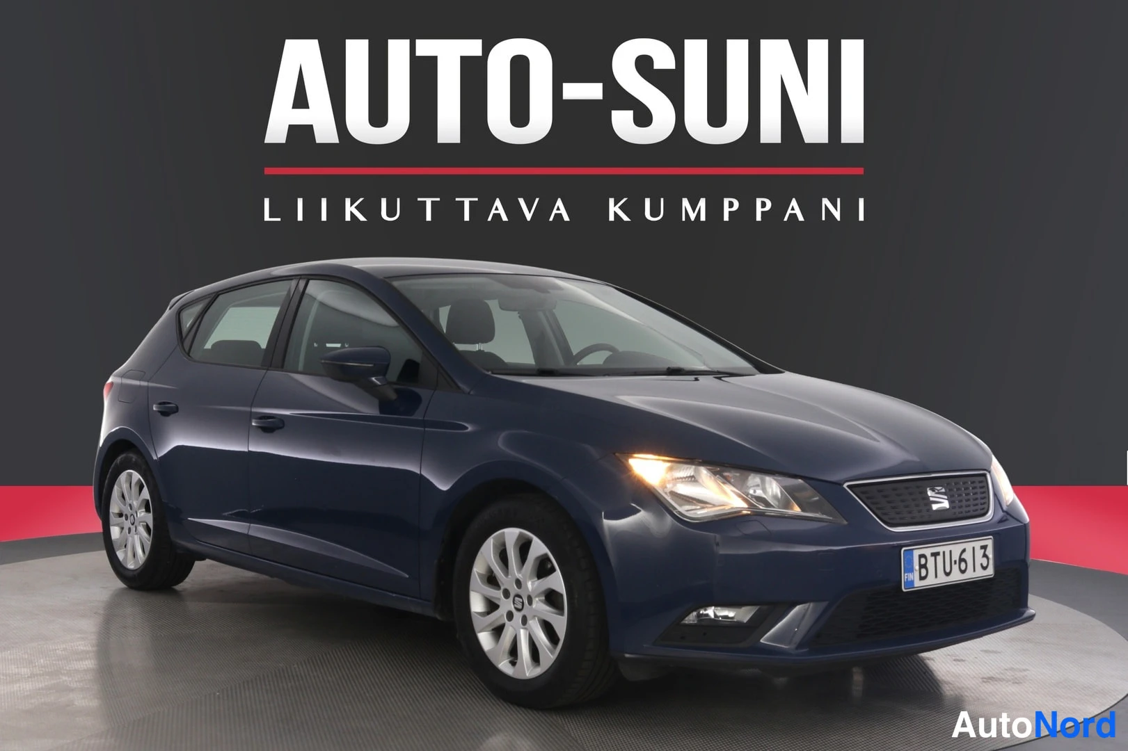 Sininen Seat Leon 2017, etuviisto, keula oikealle, kuva 2